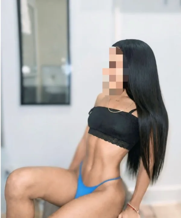 Laura, mujer en Teruel — foto 3