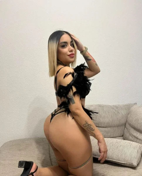 Mia Rubia