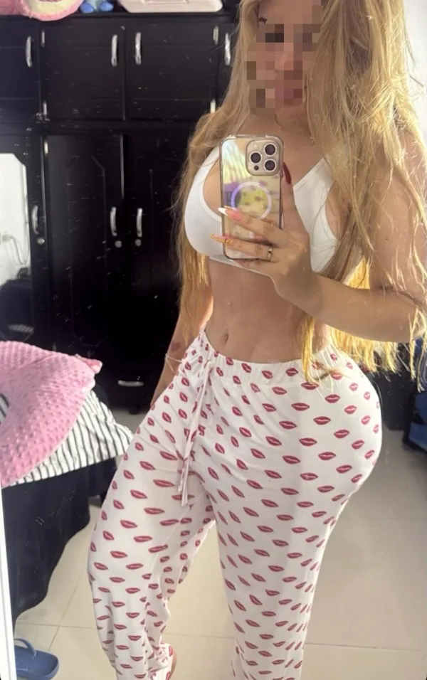 Zamiiii, mujer en Sangenjo — foto 4