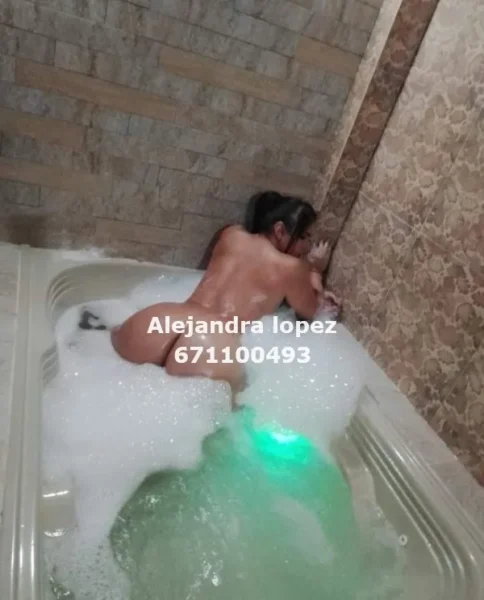 Alejandra Lopez