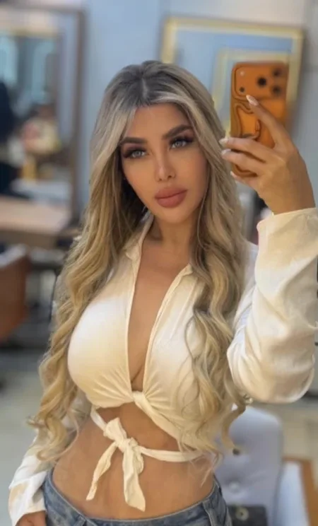 Amara, woman in Ibiza