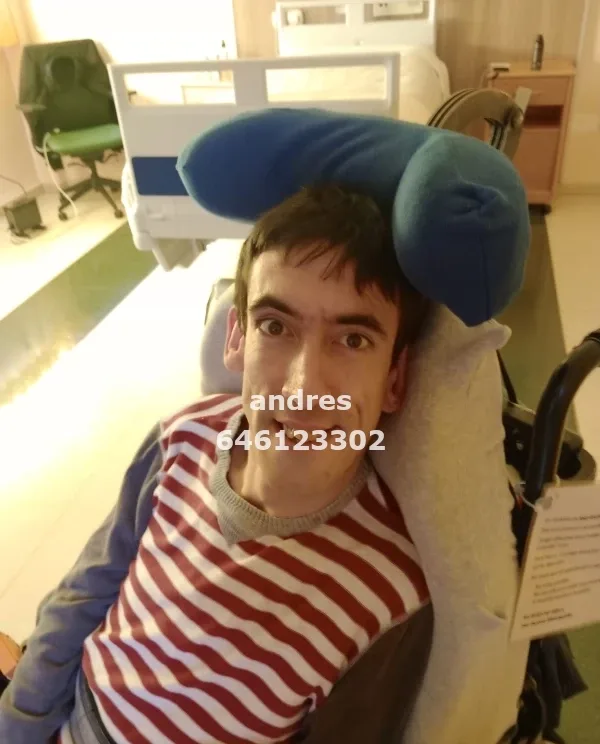Andres, hombre en Albacete — foto 3
