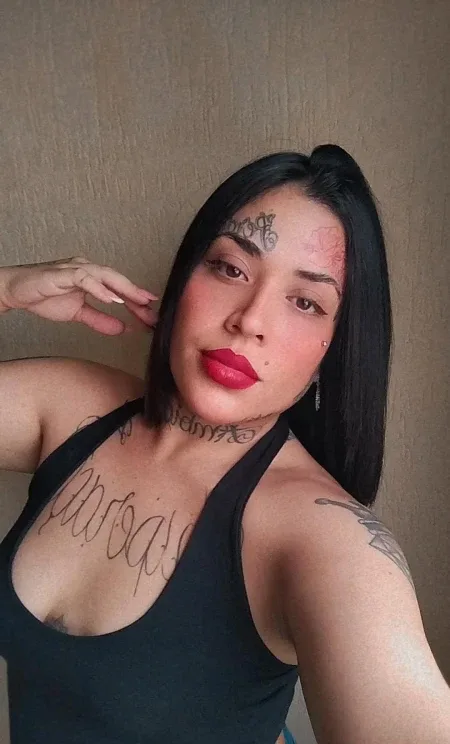Auraecuatoriana, woman in Alicante