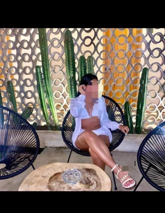 Camila Latína, woman in Los Palacios y Villafranca — photo 2