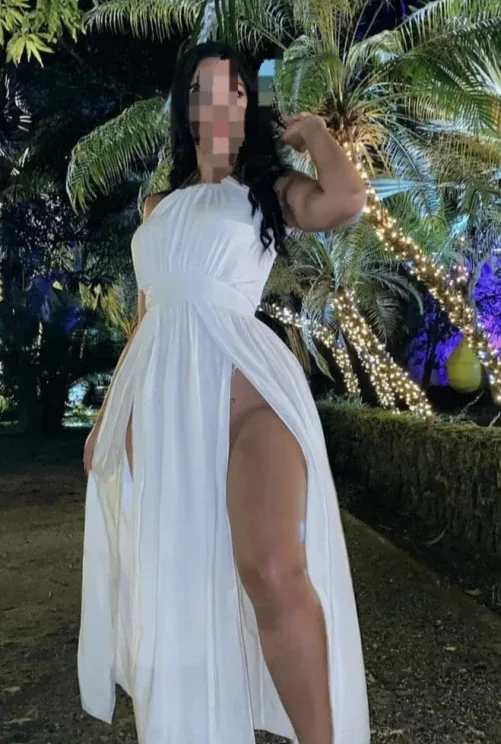 Camila Latína, woman in Los Palacios y Villafranca — photo 3