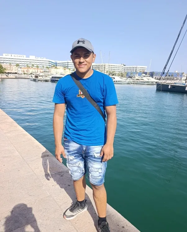 Chico Colombia, man in Alicante — photo 2