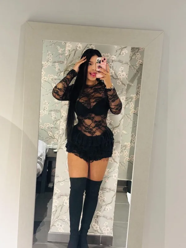 Clohe, mujer en Don Benito — foto 3
