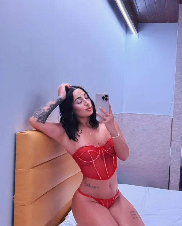 Cristal, woman in Valencia