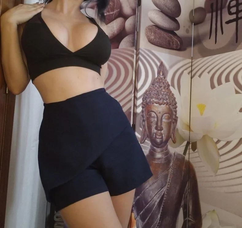 Dafne, masseuse in Málaga — photo 2