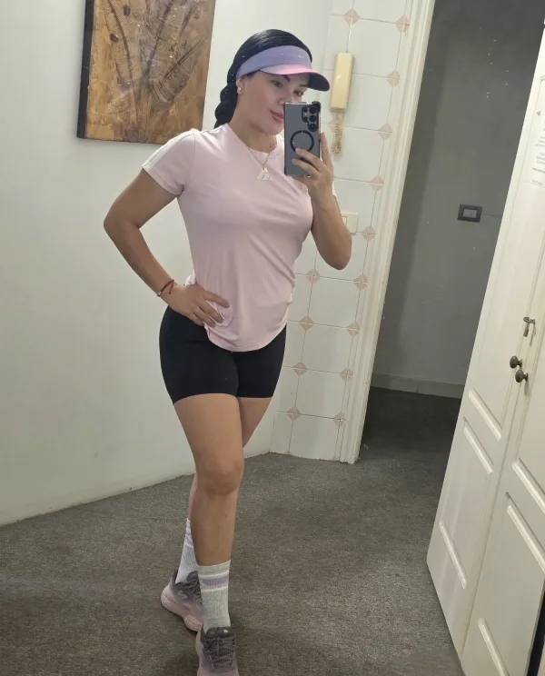 Danita Cariñosa, mujer en Arona