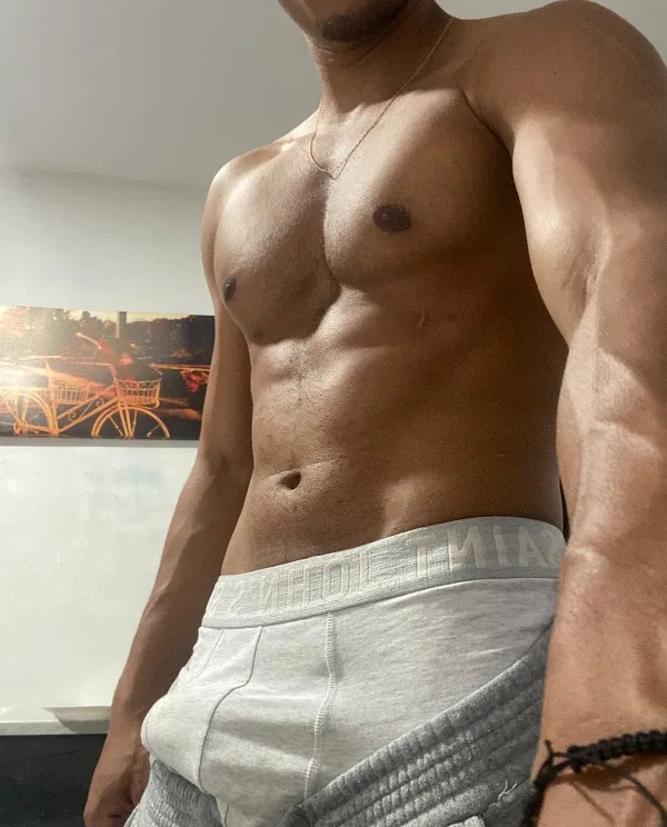 Drey, man in Madrid