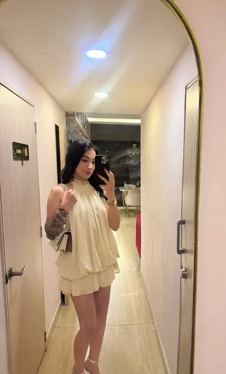 Emily, mujer en León — foto 5