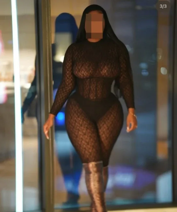 Gabriela, mujer en La Coruña — foto 5