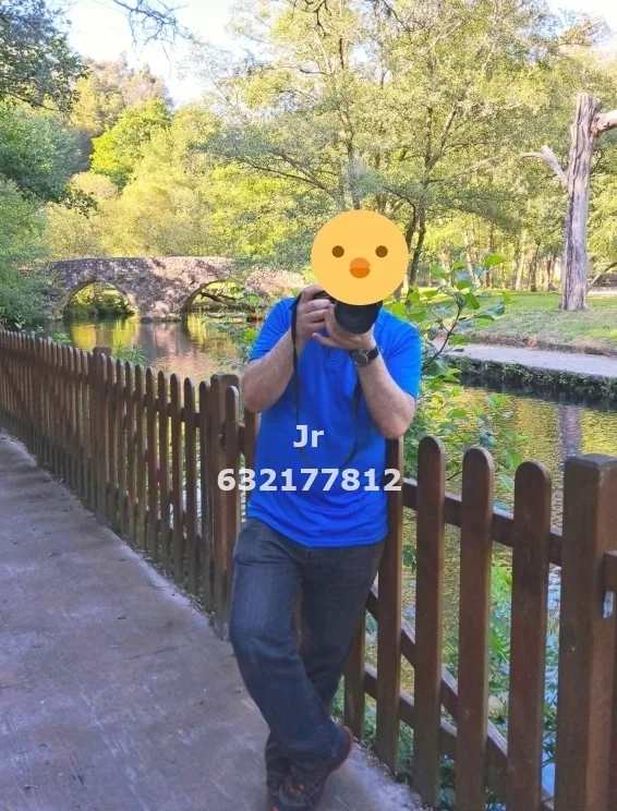 Jr, hombre en Santiago de Compostela