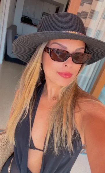 Julia Ibiza