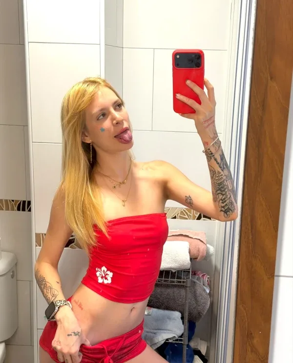 Kitty, woman in Benidorm
