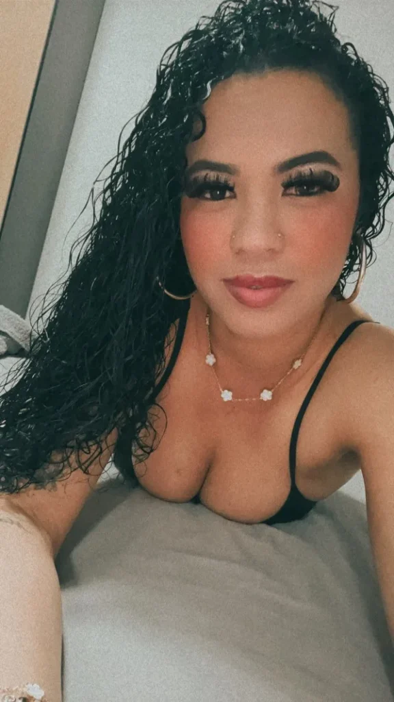 Laura, mujer en León