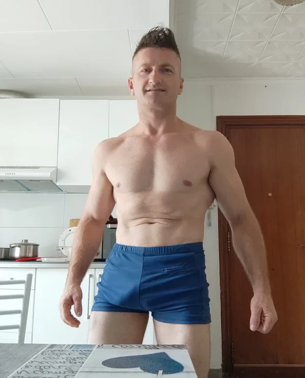 Leo, masseuse in Valencia