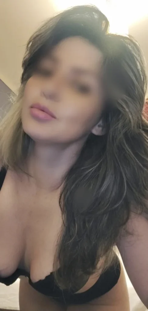 Liz Fiestera, mujer — foto 3