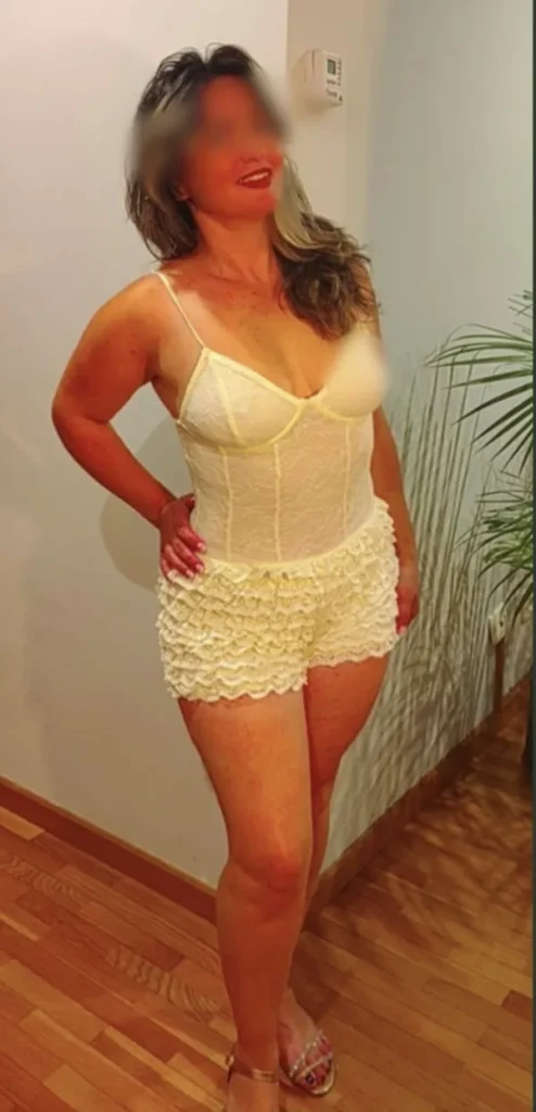 Liz Fiestera, mujer — foto 5
