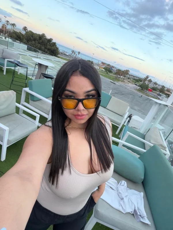 Luciana, woman in Valencia