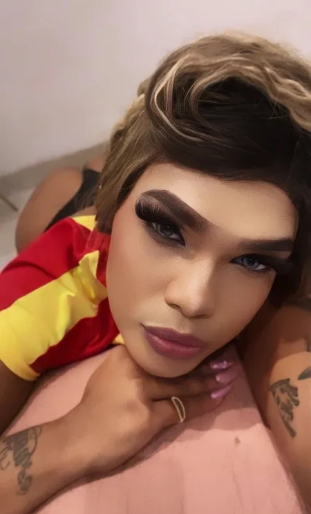Luna, trans in Granada