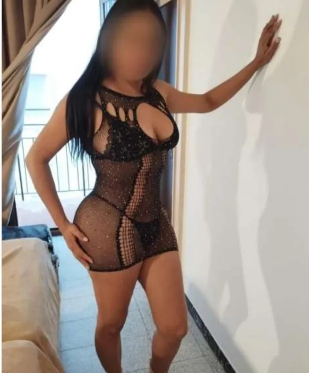 Luna, mujer en Orense — foto 3