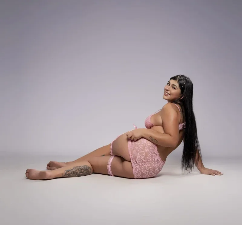 Mia, mujer en Burriana — foto 3