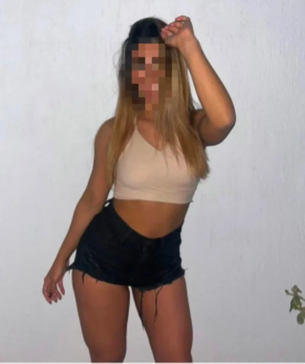 Mia, mujer en Lugo