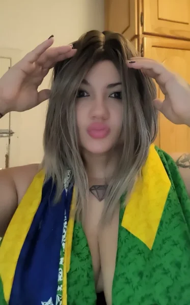 Mónica