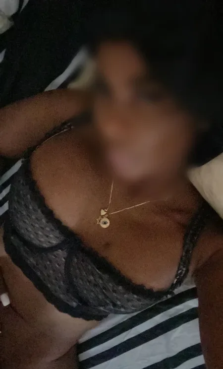 Nahomi, mujer en El Puerto de Santa María — foto 2