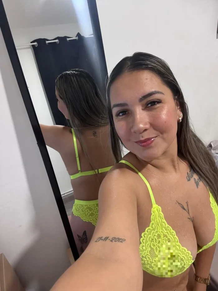 Sara, mujer en Manresa — foto 5