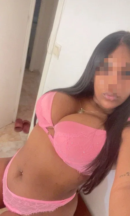 Carla Zaidin, mujer en Granada — foto 4