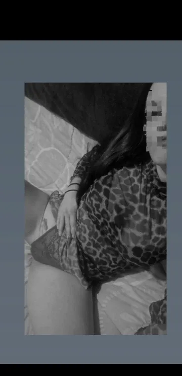 Claudiaelena, mujer en El Astillero — foto 3
