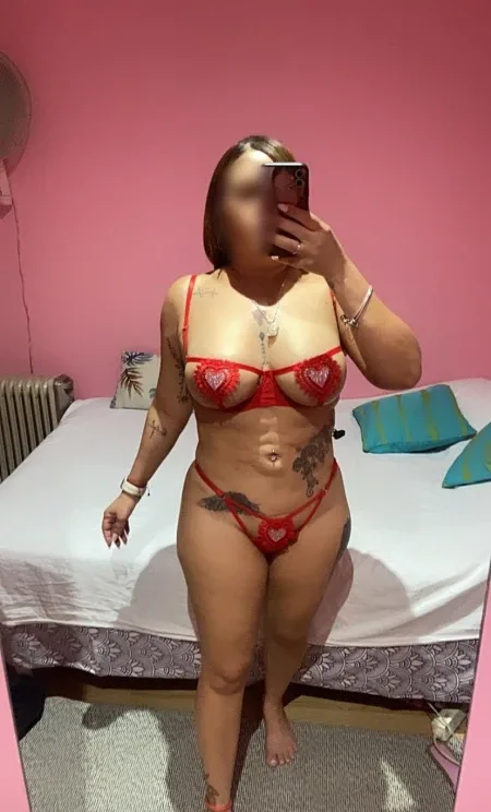 Coral, mujer en Santander — foto 3