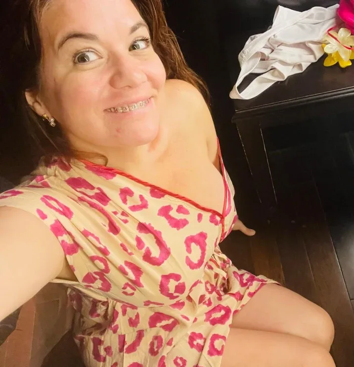Grace Queen, webcam chat or videocall
