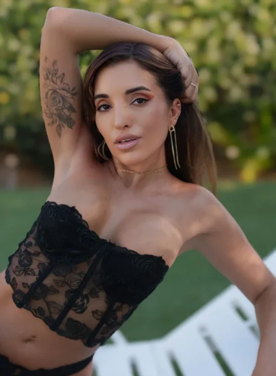 Lara, masajista en Alicante
