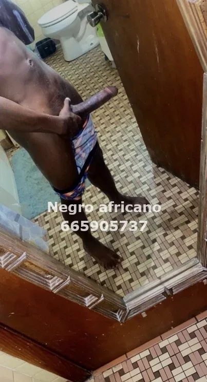 Negro Africano, man in Barcelona — photo 3