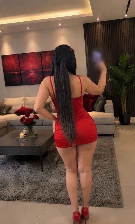 Nicol, masseuse in Alicante