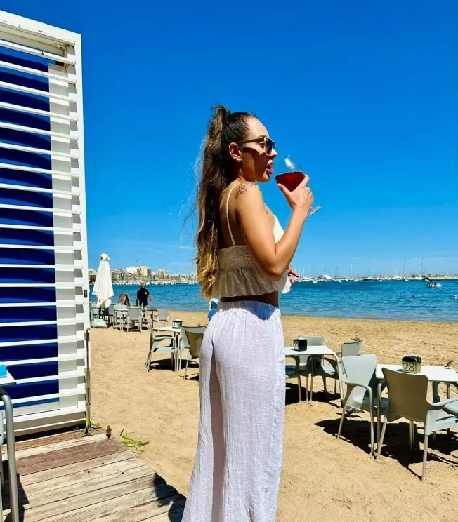 Renata, masajista en Almansa — foto 5